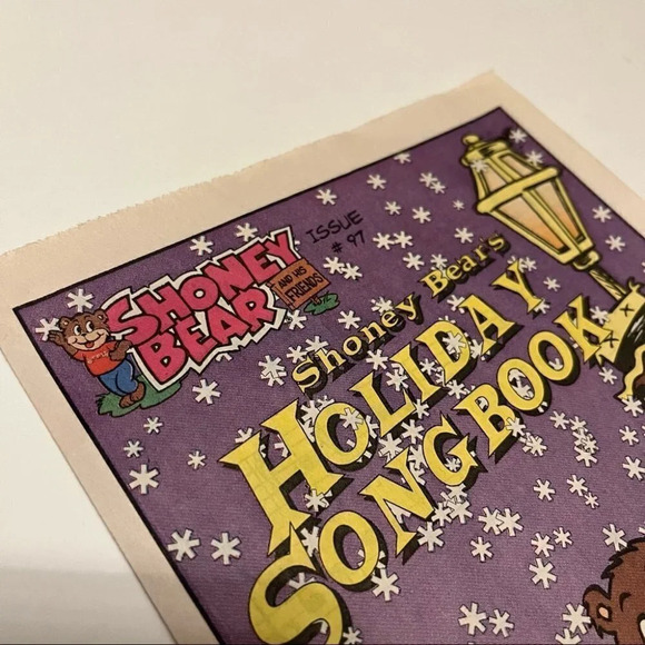 Vintage Christmas Shoney's Song Book with Shoney Bear kid's menu  1995 - Picture 2 of 10
